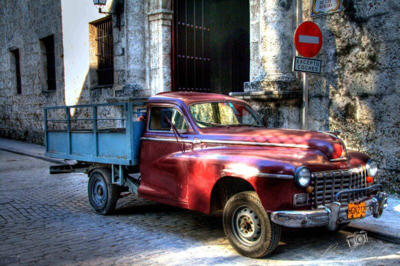 Wine-Red 1946–1948 Dodge Pickup Havana | Custom Car Photo
