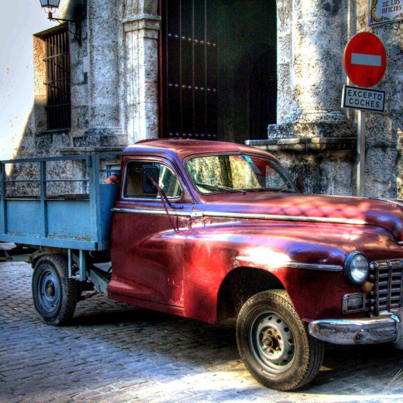Wine-Red 1946–1948 Dodge Pickup Havana | Custom Car Photo