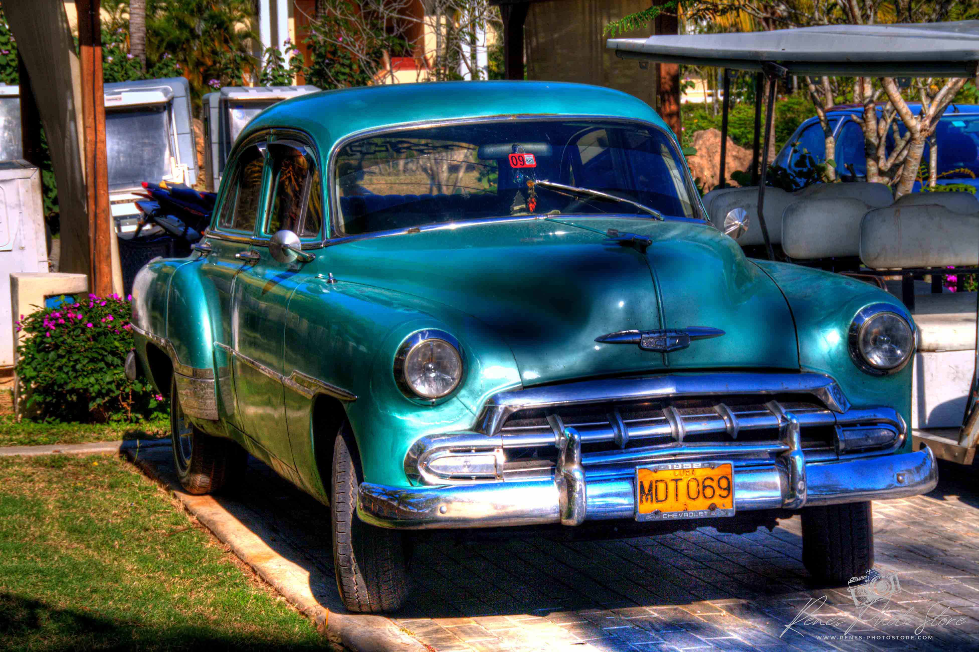 Green 1951 Chevrolet Bel Air Varadero | Vintage Car Photo Download