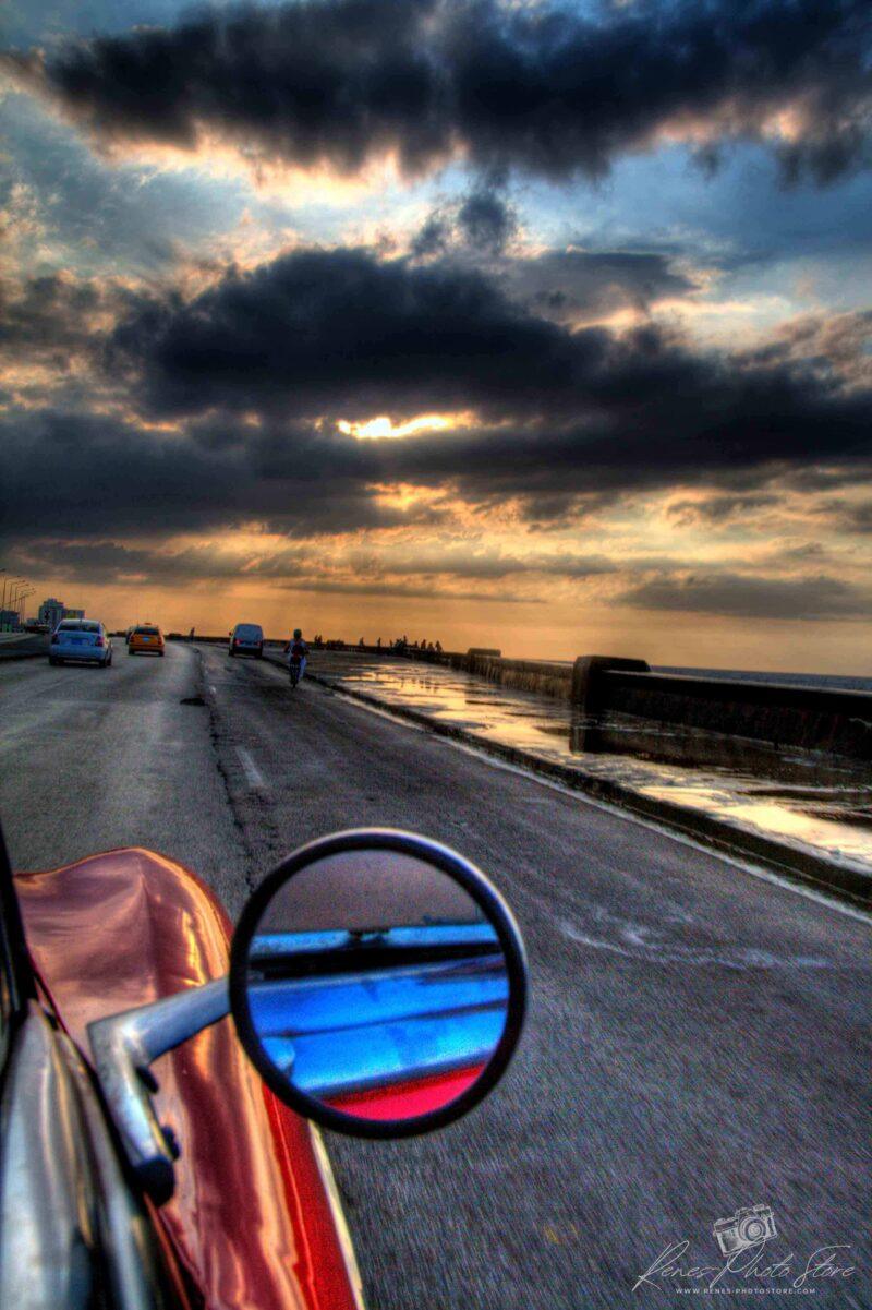 Havana Malecón Ride | 1952 Oldsmobile Convertible Photo Download