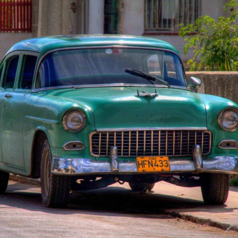 1955 Green Chevrolet in Havana | Vintage Car Photo Download