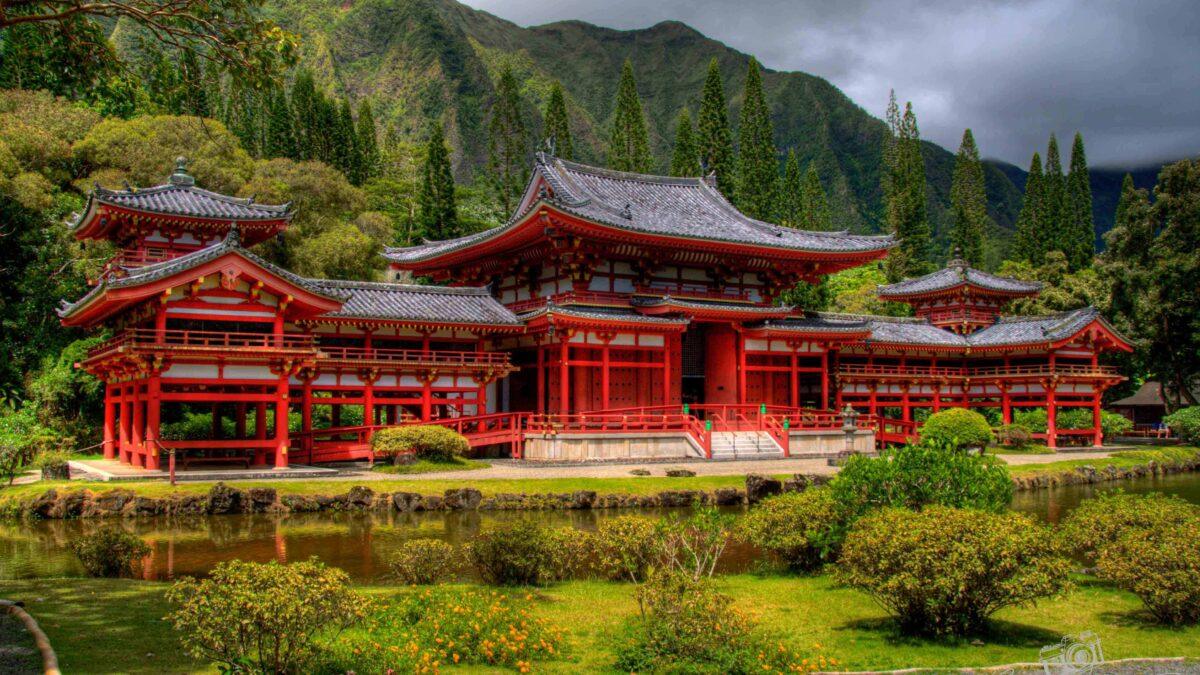 Byodo-In Temple Oahu Photo | Hawaii Buddhist Temple Download
