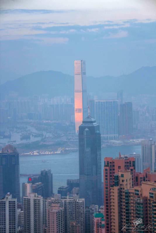 View from Victoria Peak to Hong Kong | Skyline Panorama Photo