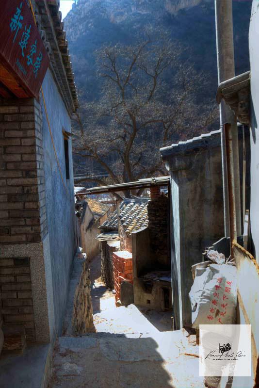 Narrow Alley in Cuandixia Ancient Village, Beijing | Mountain Hamlet Passage Photo Download