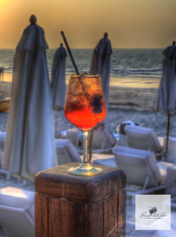 Saadiyat Beach Club Sunset Cocktail | Abu Dhabi Photo Download