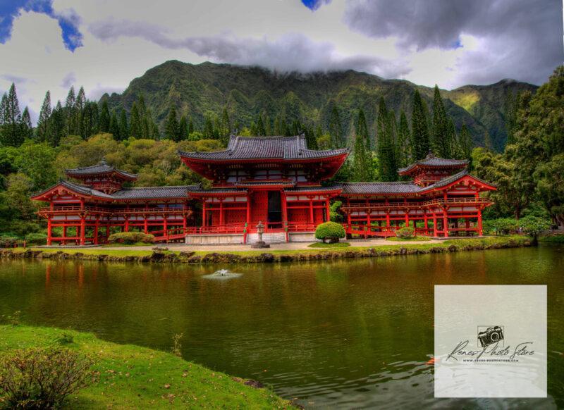 Byodo‑In Temple, Oahu Valley of the Temples | Lush Ko‘olau Backdrop Photo Download
