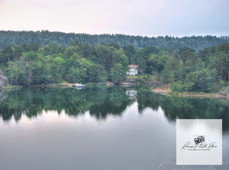 Lakeside Cabin in the Baltic Archipelago | Reflections Between Helsinki and Stockholm